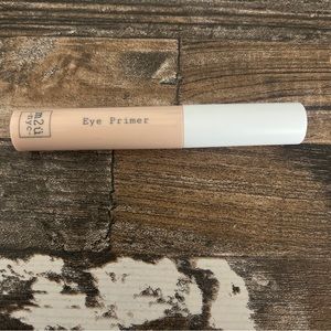 M2U NYC Eye Primer